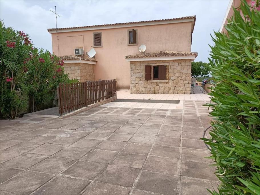 Casa A Pochi Minuti Dalla Spiaggia Di Vignola Vignola Mare ภายนอก รูปภาพ
